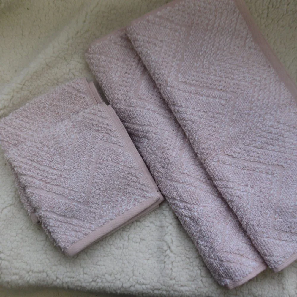 Chevron Hand & Wash ClotheTowels Set, Pink, B1, NWOT